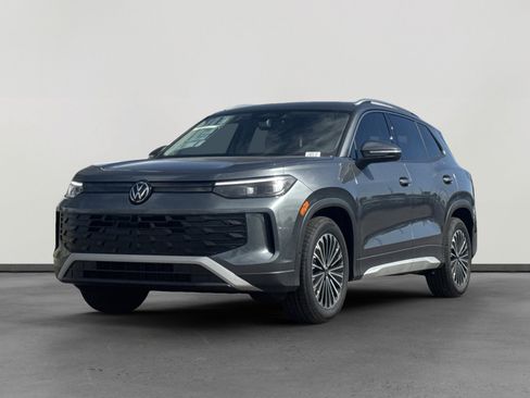 New 2026 Volkswagen Tiguan S image 1