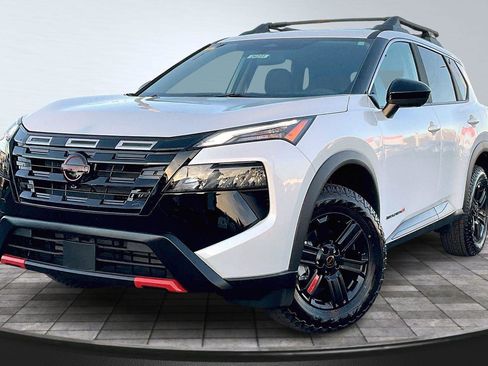 New 2026 Nissan Rogue SV AWD/4WD image 2