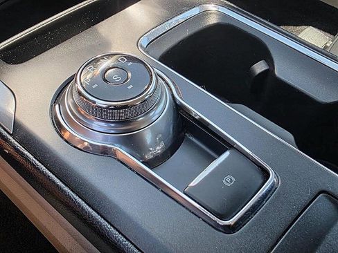 Used 2017 Ford Fusion SE image 34