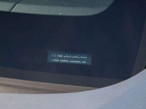 Used 2019 Aston Martin DB11 Volante image 28