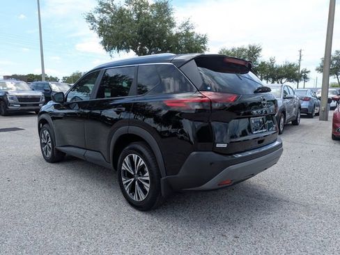 Certified 2023 Nissan Rogue SV w/ SV Premium B Package image 6
