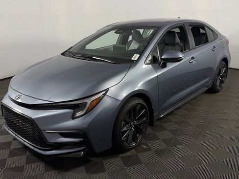 New 2026 Toyota Corolla SE image 3