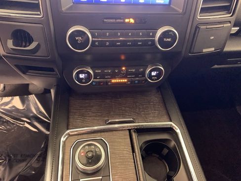 Used 2021 Ford Expedition Max Limited AWD/4WD image 26
