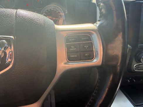 Used 2015 RAM 1500 Laramie w/ Convenience Group image 30