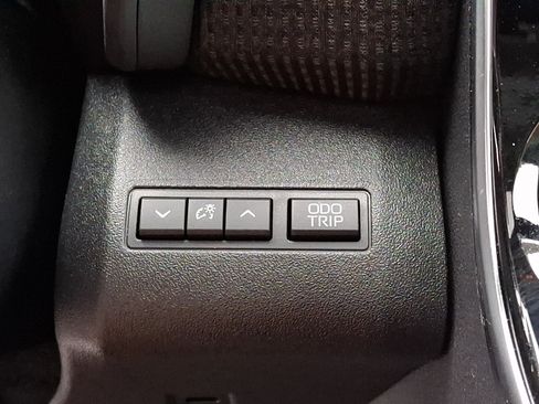 Used 2023 Subaru Solterra AWD image 26