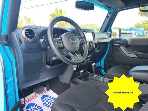 Used 2017 Jeep Wrangler Sport w/ Quick Order Package 24S AWD/4WD image 17