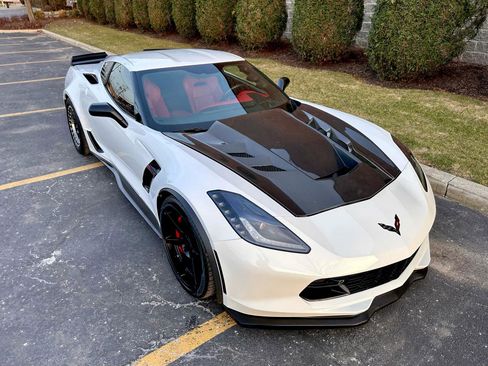Used 2017 Chevrolet Corvette Z06 image 32