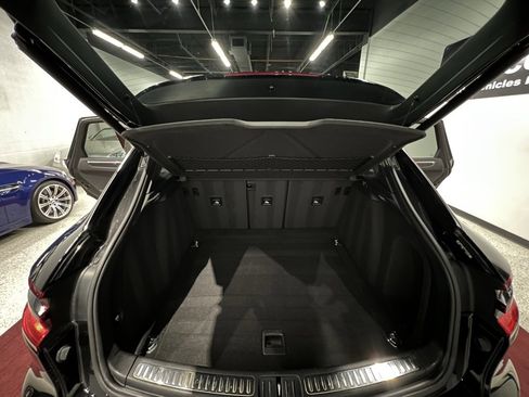 Used 2015 Porsche Macan S image 48