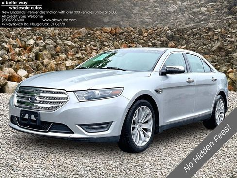 Used 2018 Ford Taurus Limited FWD image 1