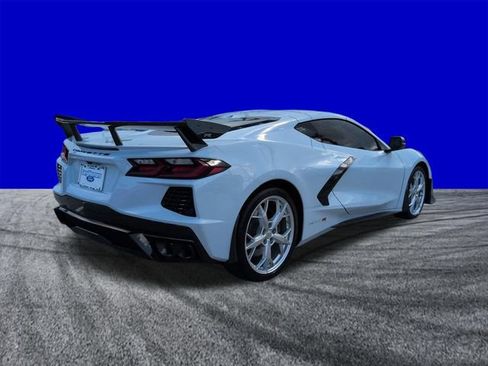 Used 2024 Chevrolet Corvette Stingray Preferred Cpe w/ Z51 Performance Package RWD image 4