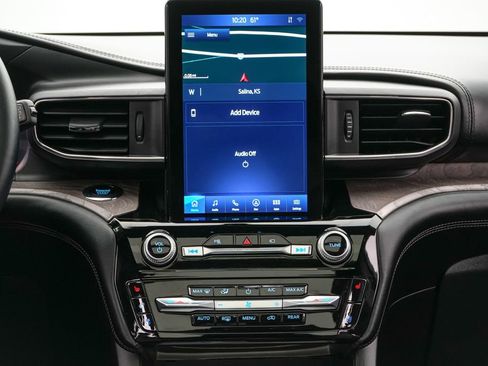 Certified 2023 Ford Explorer Platinum w/ Technology Package image 15