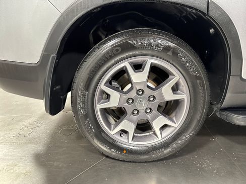 Certified 2022 Honda Passport TrailSport image 13
