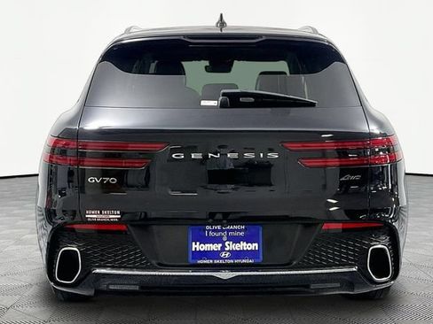 Certified 2025 Genesis GV70 2.5T AWD/4WD image 5