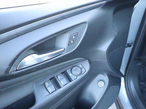 New 2026 Buick Envista Sport Touring FWD image 17