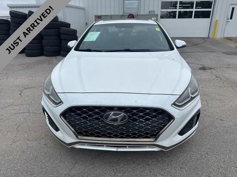 Used 2018 Hyundai Sonata Sport FWD image 2