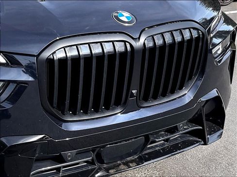 Used 2026 BMW X7 xDrive40i w/ M Sport Package AWD/4WD image 35
