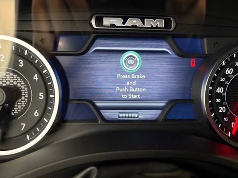 New 2026 RAM 1500 Express AWD/4WD image 14