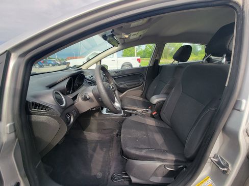 Used 2019 Ford Fiesta SE FWD image 11