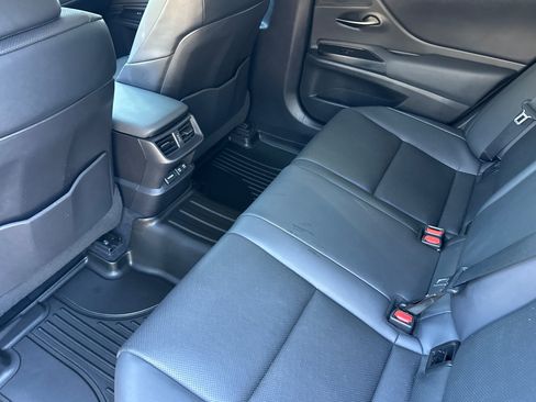 Used 2021 Lexus ES 300h w/ Premium Package FWD image 26