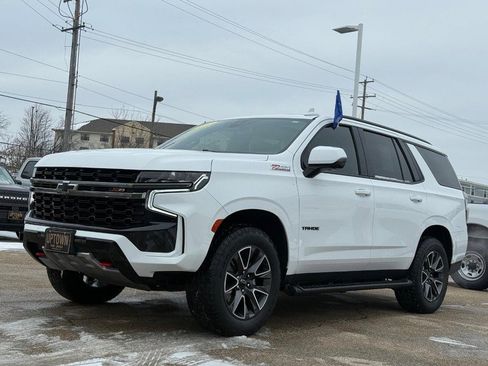 Used 2022 Chevrolet Tahoe Z71 w/ Z71 Off-Road Package image 9