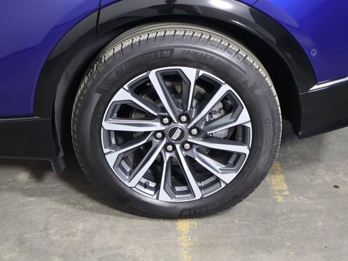 Used 2024 Cadillac Lyriq Sport RWD image 43