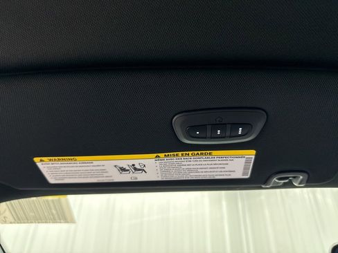 New 2026 Chrysler Pacifica Select image 25