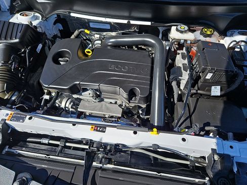 Used 2024 Chevrolet Equinox LS image 27