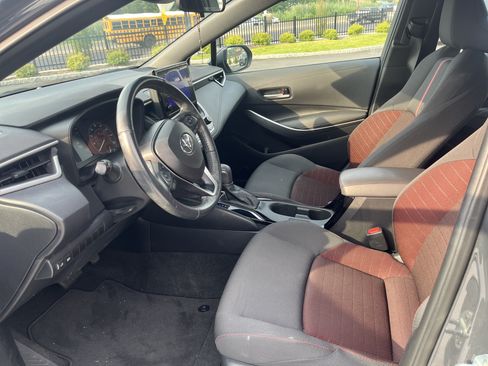Used 2023 Toyota Corolla SE w/ Carpet Mat Package (TMS) FWD image 5