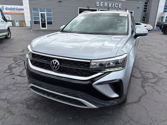 Used 2022 Volkswagen Taos SE FWD image 17