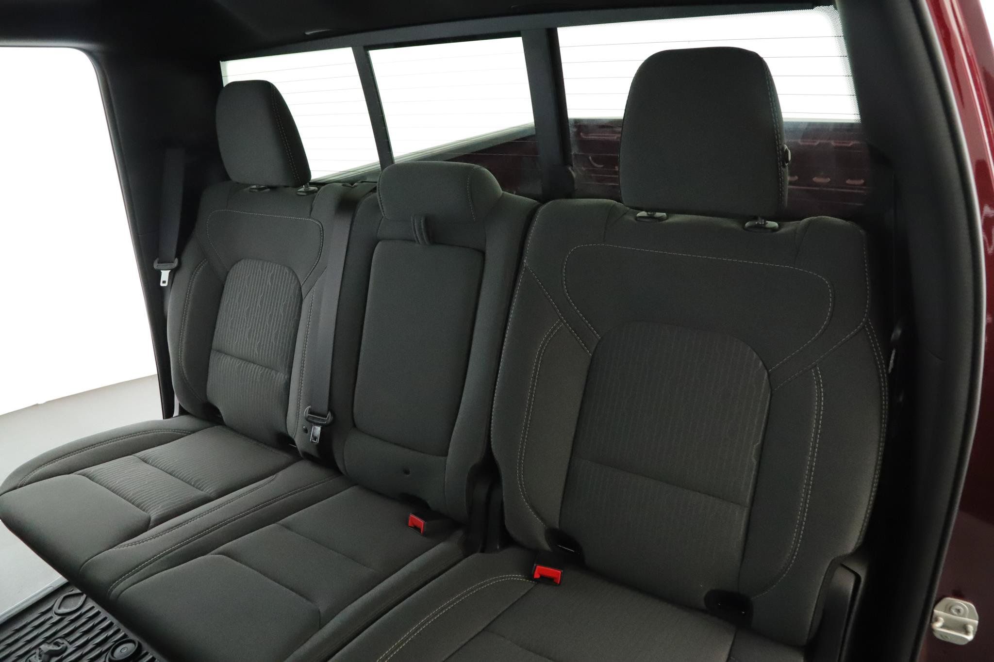 Used 2023 RAM 1500 Big Horn AWD/4WD image 5