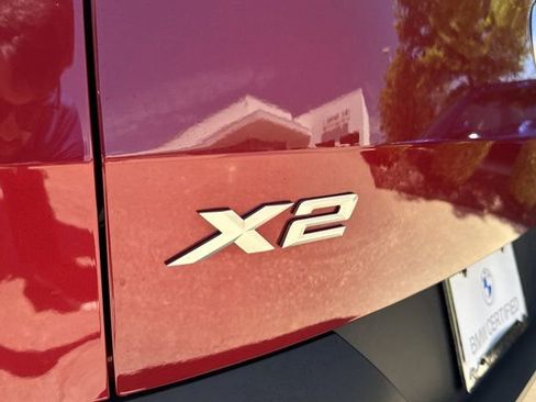 Certified 2025 BMW X2 xDrive28i AWD/4WD image 8