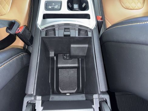 Used 2024 Ford Edge Titanium w/ Titanium Elite Package image 29