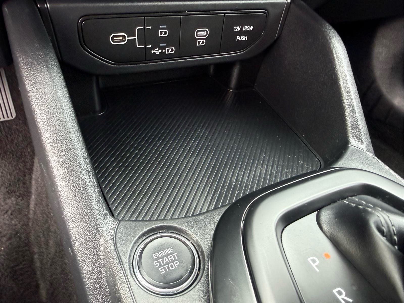 Used 2025 Kia K4 FWD image 17