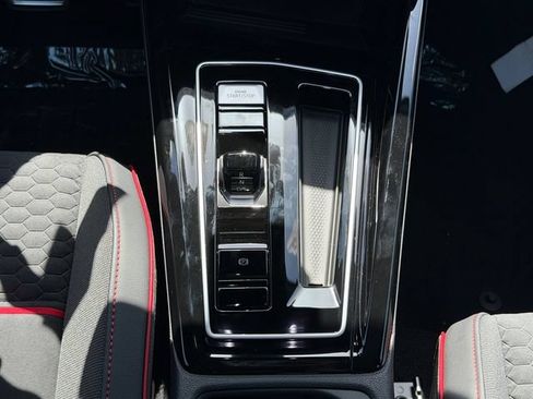 New 2026 Volkswagen GTI SE FWD image 17