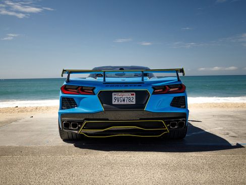 Used 2021 Chevrolet Corvette Stingray Premium Cpe w/ Z51 Performance Package RWD image 6