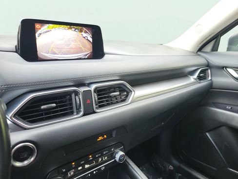 Used 2020 MAZDA CX-5 Touring FWD image 33