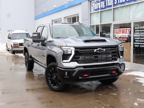 New 2026 Chevrolet Silverado 3500 LT w/ Trail Boss Package image 46