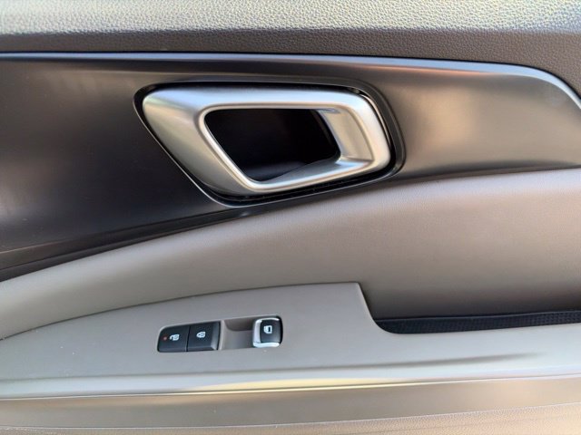 Certified 2026 Kia Carnival FWD image 41