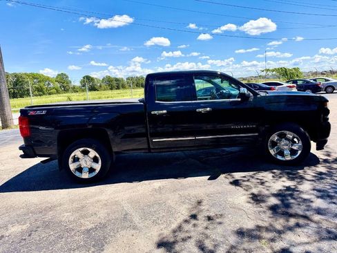 Used 2016 Chevrolet Silverado 1500 LTZ Z71 w/ LTZ Plus Package AWD/4WD image 6