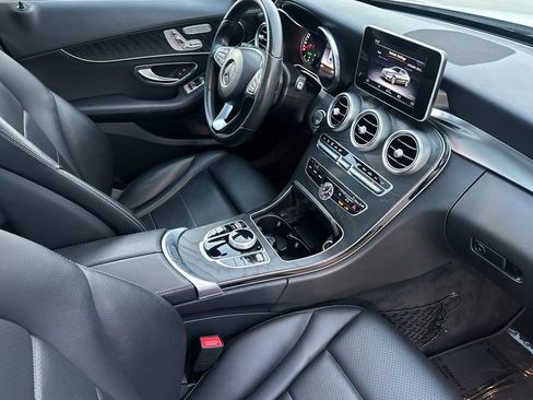 Used 2018 Mercedes-Benz C 300 Sedan w/ Premium Package image 14