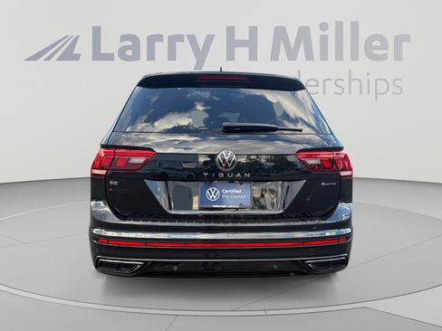 Certified 2023 Volkswagen Tiguan SE R-Line AWD/4WD image 4