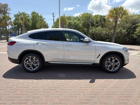 Used 2025 BMW X4 xDrive30i image 27