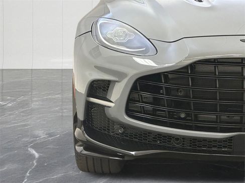 New 2025 Aston Martin DBX 707 image 13