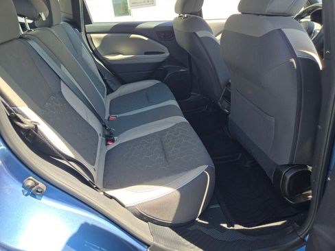 Certified 2025 Subaru Forester AWD/4WD image 10