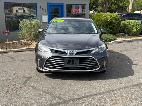 Used 2017 Toyota Avalon Limited w/ All Weather Liner Package FWD image 2