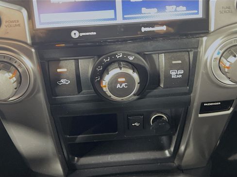Used 2024 Toyota 4Runner SR5 AWD/4WD image 26
