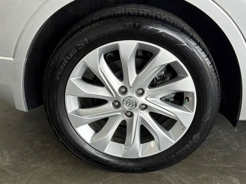 Used 2018 Buick Envision Premium w/ Driver Confidence Package AWD/4WD image 28