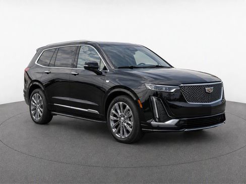 Used 2021 Cadillac XT6 Premium Luxury w/ LPO, Radiant Package AWD/4WD image 2