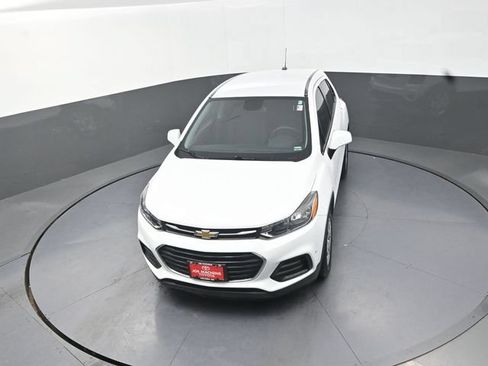 Used 2018 Chevrolet Trax LS FWD image 24