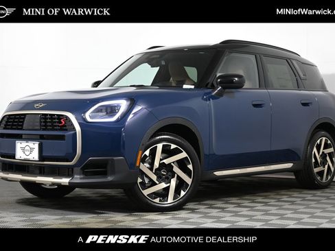 Used 2025 MINI Cooper Countryman S image 1